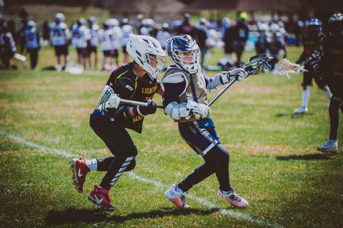 Youth lacrosse action on the field at Community Park (8)