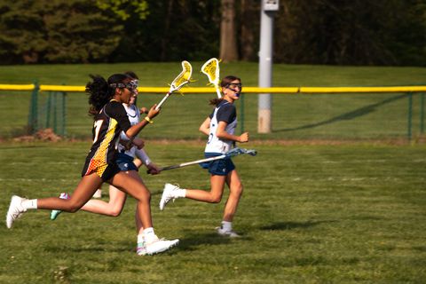 Lightning Lacrosse player during a spring game (11)