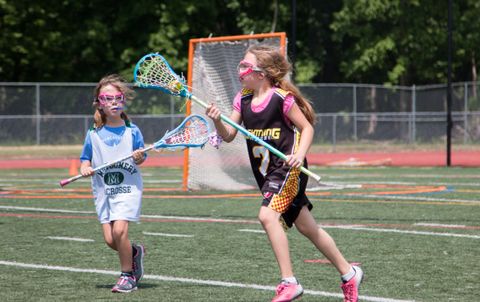 Youth lacrosse action on the field at Community Park (38)